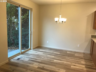 5905 NE 56th Cir, Vancouver, WA 98661 - photo 4