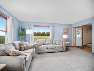 4214 S Doyle Rd, New Haven, IN 46774 - photo 6