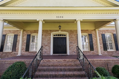 2025-08-18_3506_lost_tree_ln-srm-07-fron