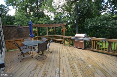 9939 Bagpipe Ct, Bristow, VA 20136 - photo 6