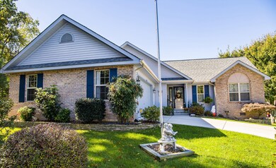 137 Trentwood Dr, Crossville, TN 38558 - photo 3