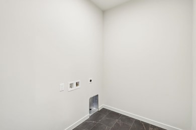 6677 Linnet Ln, Middleton, WI 53562 - photo 6