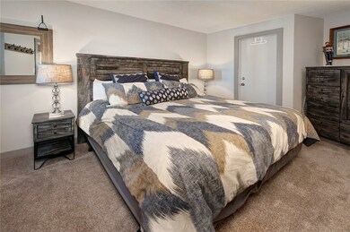 Bedroom w/ King Size Bed