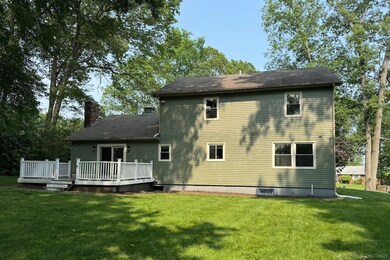 Level Backyard ~ Great for Yard Games or a Pool!