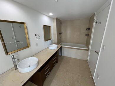 Icon Brickell Tower 2 unit 1207, Miami, FL 33131 - photo 6