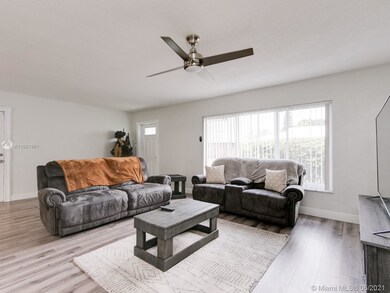 7204 NW 77th St, Tamarac, FL 33321 - photo 7