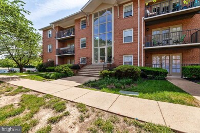 3336 Spring Ln unit A24, Baileys Crossroads, VA 22041 - photo 5