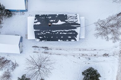 33 Vaughn St, Caribou, ME 04736 - photo 4