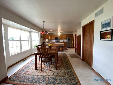 813 Tarra Oaks Dr, Findlay, OH 45840 - photo 6