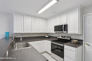 827 S Black Cherry Dr, Saint Johns, FL 32259 - photo 6