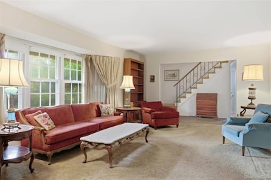 4 Mystic Ct, Stony Brook, NY 11790 - photo 6