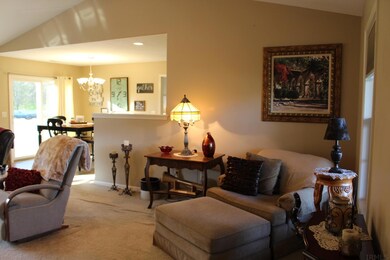 2054 Duncan Dr, Huntington, IN 46750 - photo 2