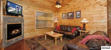 917 Mcmakin Way, Pigeon Forge, TN 37863 - photo 3