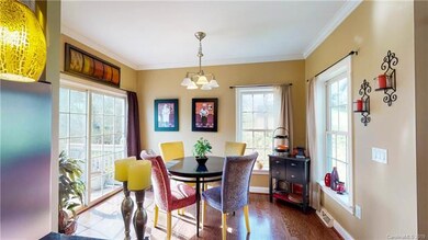 145 S Willow Brook Dr, Asheville, NC 28806 - photo 5