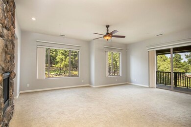 06_Living Room2