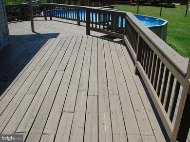 1310 Mallard Dr W, Chambersburg, PA 17202 - photo 6