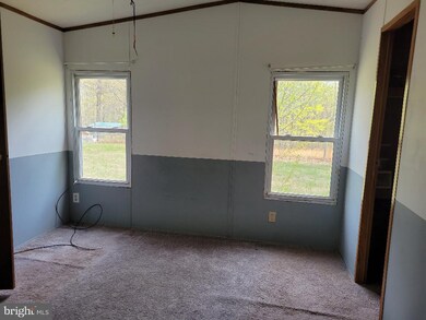 3045 Mann Rd, Hancock, MD 21750 - photo 2