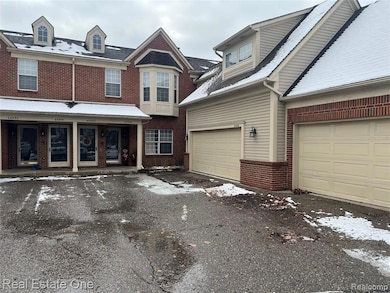 43216 Pendleton Cir unit 63, Sterling Heights, MI 48313 - photo 2