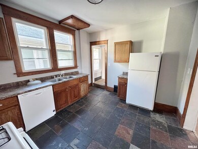 1234 12th St, Rock Island, IL 61201 - photo 5