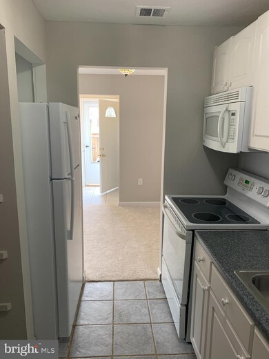 8627 Village Way unit 8, Alexandria, VA 22309 - photo 4