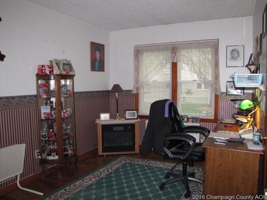 214 E Ensey St, Tuscola, IL 61953 - photo 5
