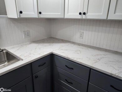 221 E Washington St, Osceola, IA 50213 - photo 5