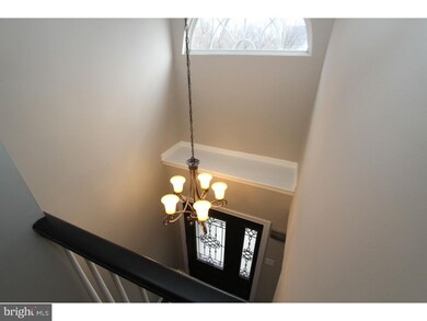 504 Dogwood Cir, Havertown, PA 19083 - photo 5