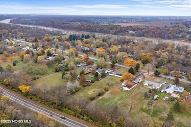 341 N River Rd, Waterville, OH 43566 - photo 3