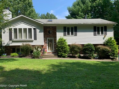 267 Bear Medicine Cir, Effort, PA 18330 - photo 2