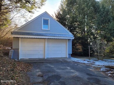2 Car Detached Garage