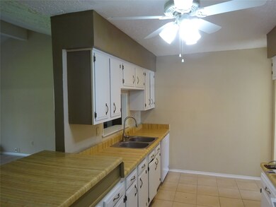 23618 Wintergate Dr, Spring, TX 77373 - photo 6