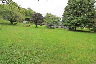 7316 W Hillcrest Ln, Slatington, PA 18080 - photo 4