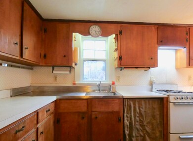 10 Glendon Rd, Woods Hole, MA 02543 - photo 4