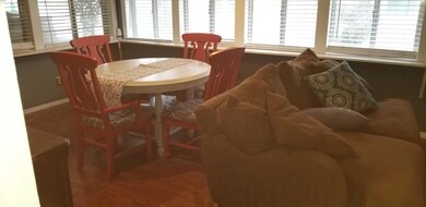 2132 W 10th St, Laurel, MS 39440 - photo 6