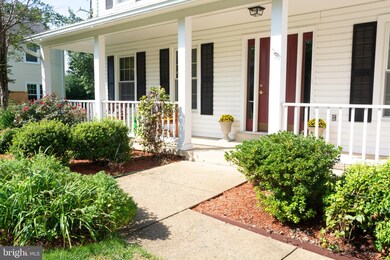 3524 Honey Locust Ct, Fairfax, VA 22033 - photo 2