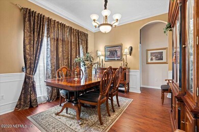 09-Dining Room