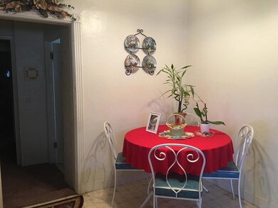 Kitchen dining area