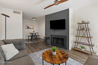 08-Living Room