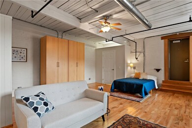 Geneva Mills unit 211, North Providence, RI 02904 - photo 4