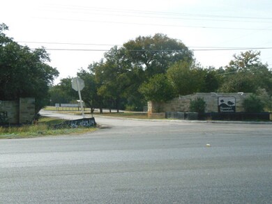 8300 Ranch Rd, San Marcos, TX 78666 - photo 6