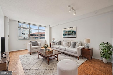 Crescent Plaza Condominium unit 814, Chevy Chase, MD 20815 - photo 5