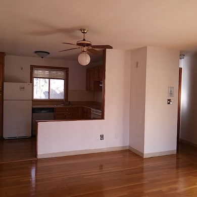 11 Jacqueline Rd unit D, Waltham, MA 02452 - photo 6