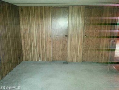 2806 Ellis Jeffries Rd, Burlington, NC 27217 - photo 5