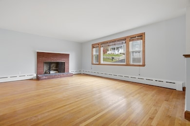 8 Steele St, Stoneham, MA 02180 - photo 3