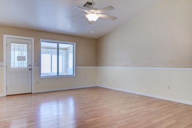 1303 N Rowen-6