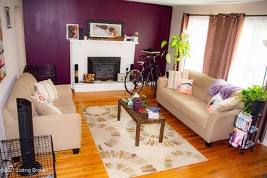 8002 Red Bud Hill Dr, Louisville, KY 40228 - photo 2