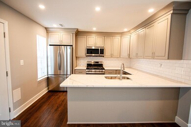 202 Wind Ridge Dr, Stafford, VA 22554 - photo 2