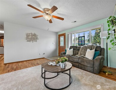 7104 149th St E, Puyallup, WA 98375 - photo 4