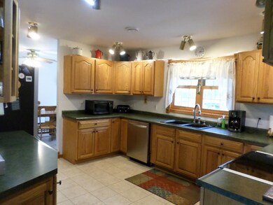 15289 Grover Rd, Tomah, WI 54660 - photo 4