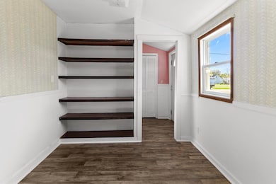 305 S Water St, Williamsport, OH 43164 - photo 5